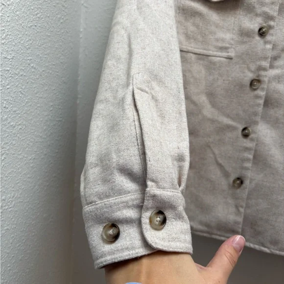 Wondery Cream Knit Wool Blend Shacket Size Small - Picture 2 of 5